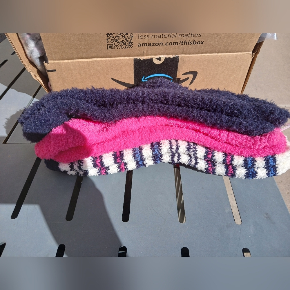 New Cozy Multicolor Fuzzy Socks